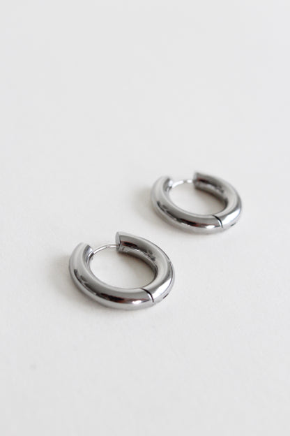 Classic Earrings Medium | Silver